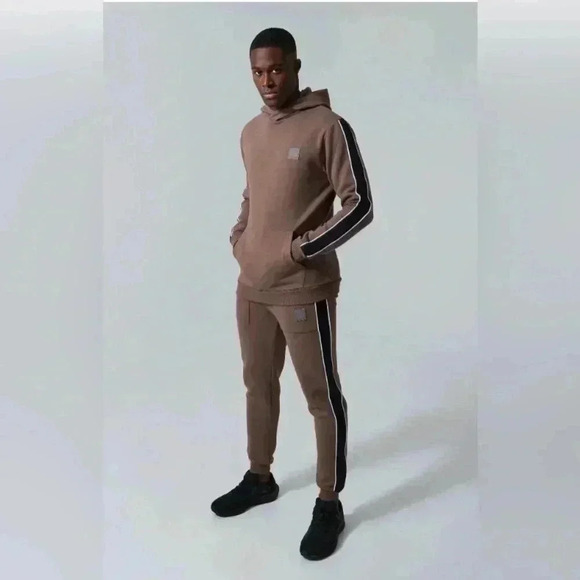 Boo Hoo MAN ACTIVE STRIPE HOODED TRACKSUIT - Picture 1 of 5